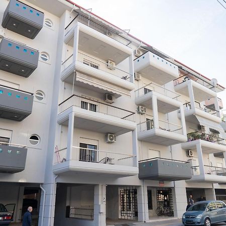 The Whole Packet C3 Center With Parking Apartman Lárisza Kültér fotó